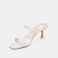 GENORA WIDE HEELS WHITE LEATHER