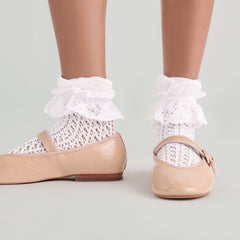 WHIMSY LACE ANKLET SOCKS WHITE