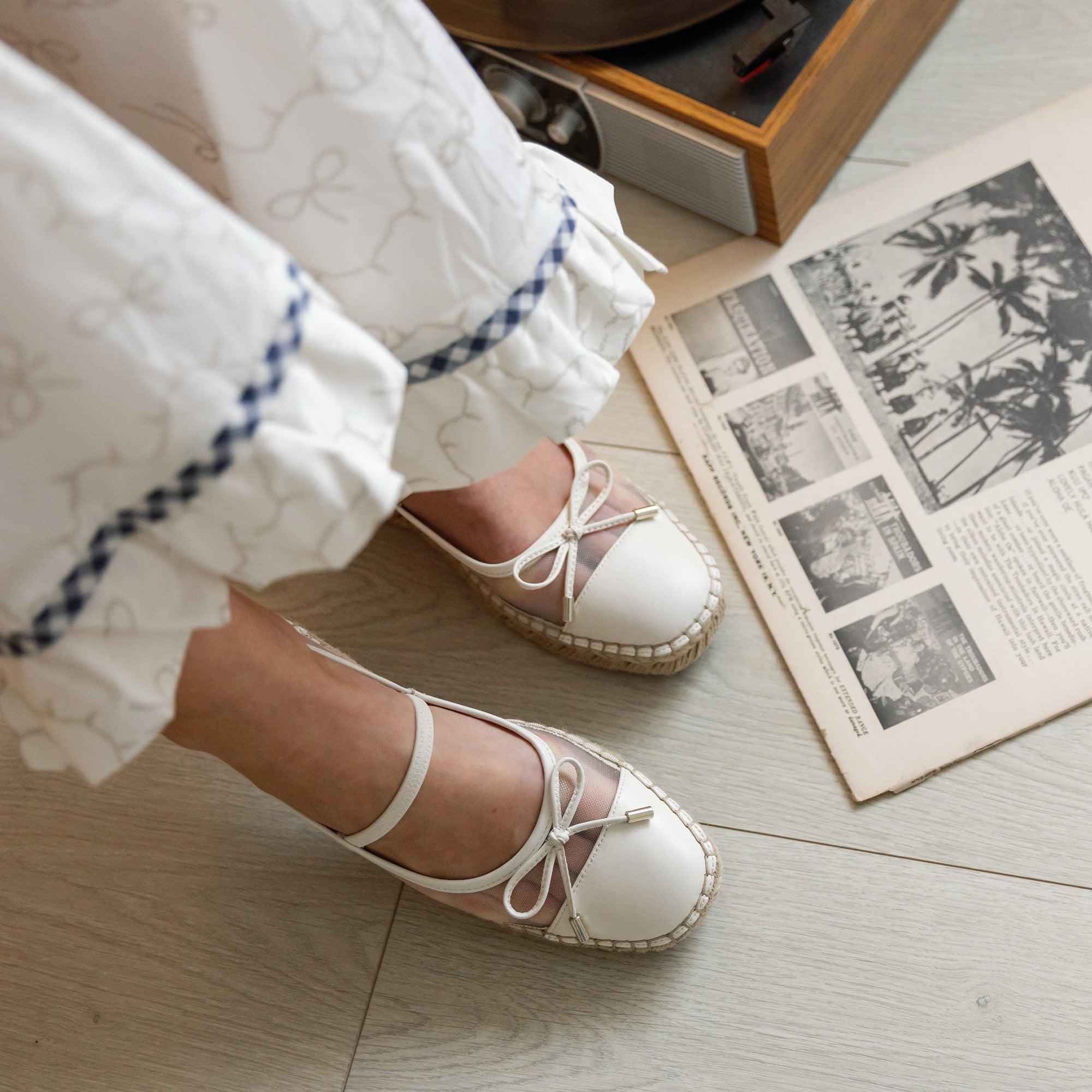 CAMBRE BALLET FLATS WHITE MESH